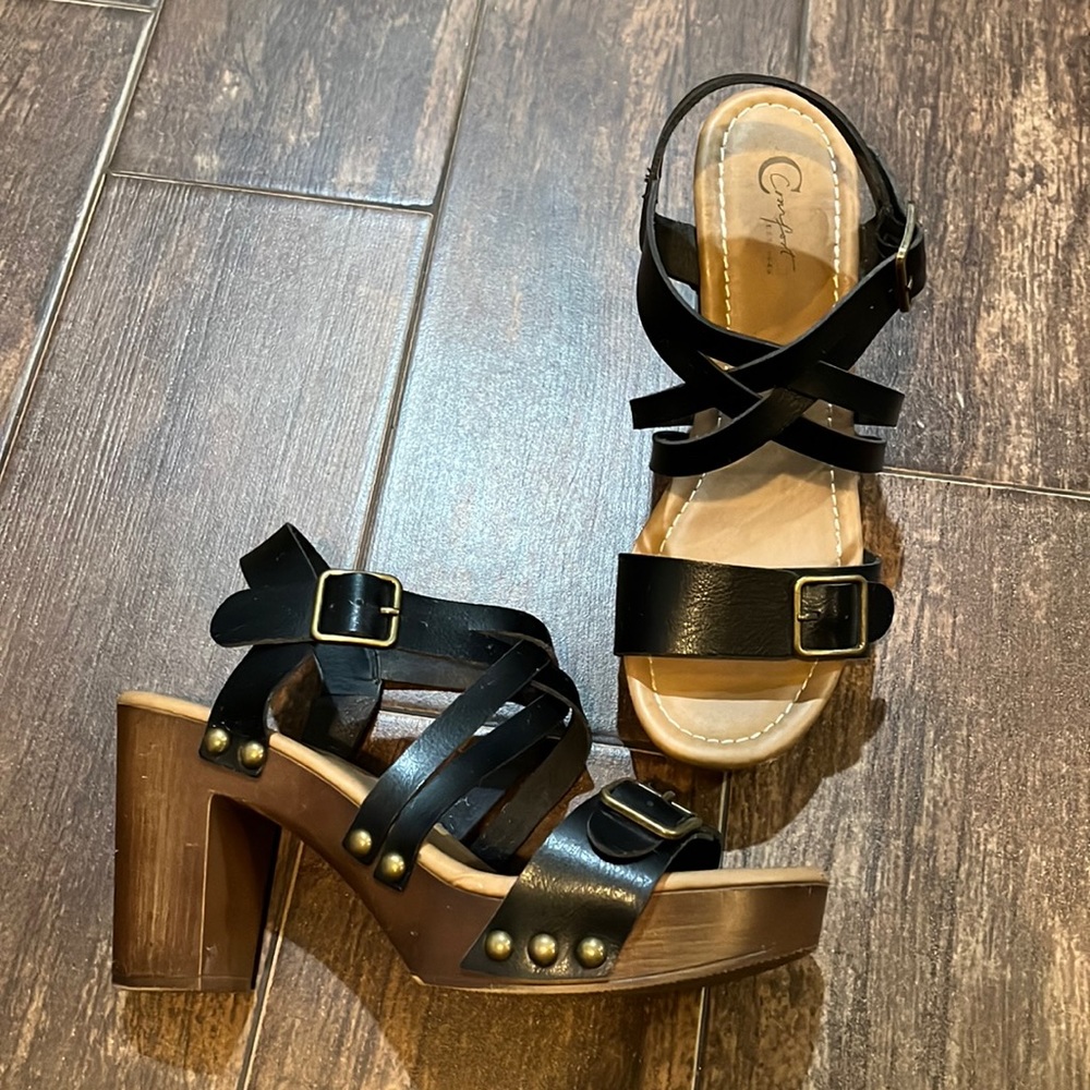 Black Sandal Platforms
